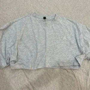 Oner Active Tops Oner Active Relaxed Crop Lightweight Shirt - Main Image